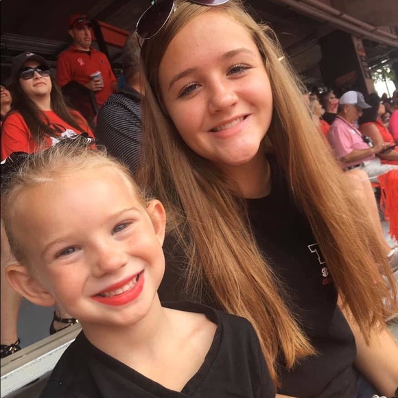 Stephanie - Picture 3 of 5